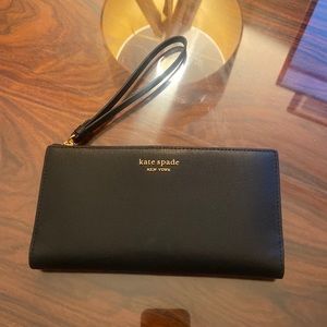 Kate Spade Morgan Continental Wristlet